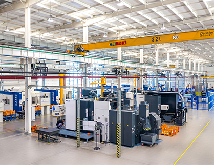 产业链协同，关键部件自产自控