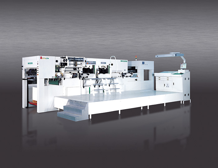 MK 920SS双机组烫金机
技术描述：双机组整机设计技术
双机组专利技术，一次走纸实现屡次烫金，成为烟包经典。